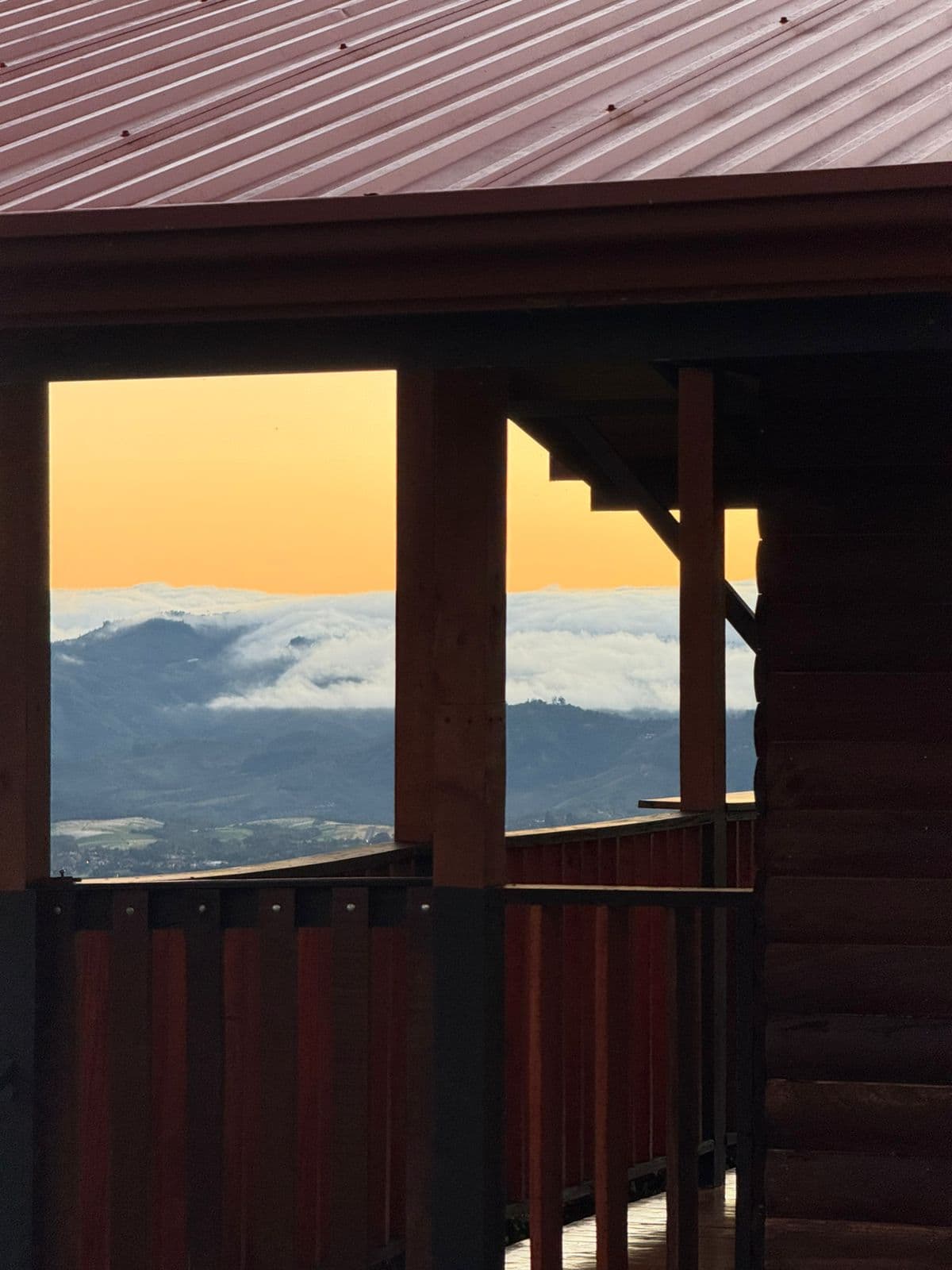 Cabin in the afternoon sun
